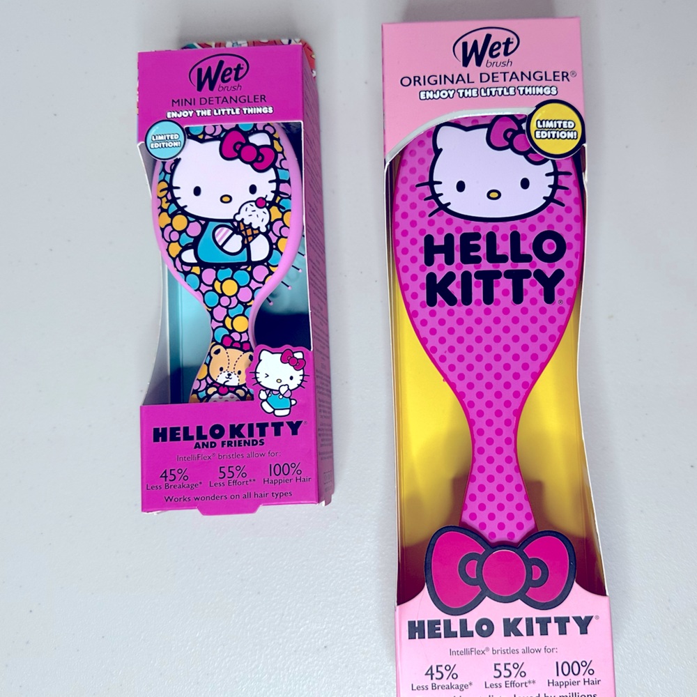 Hello Kitty Wet Hair Brushes